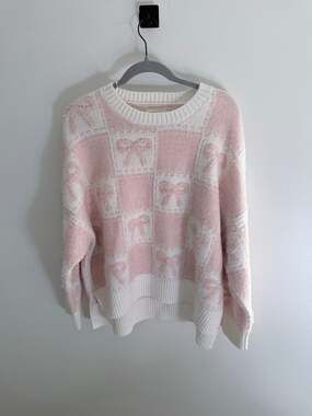 Soho & Stella Pink Cream Fuzzy Checkered Bow Oversized Crewneck Sweater-Size L